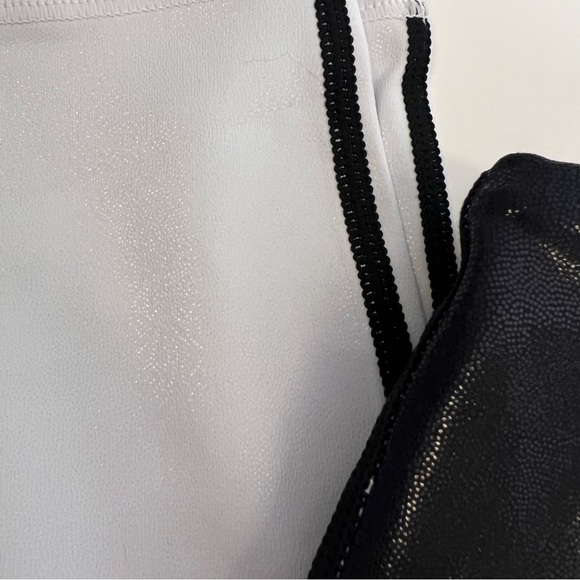 NWOT ZYIA Active Ombre Light n Tight
High Rise 7/8 leggings - Picture 8 of 8